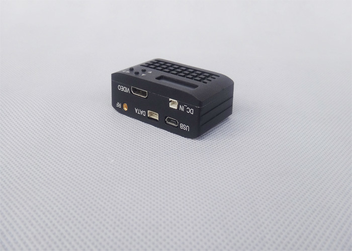 8MHz 2K COFDM جهاز إرسال فيديو رقمي ثنائي الاتجاه الصوت